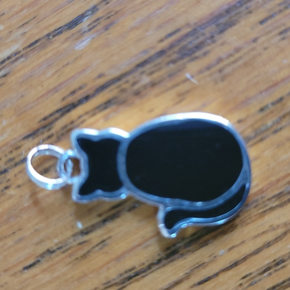 Charm - Picture 2 of 2